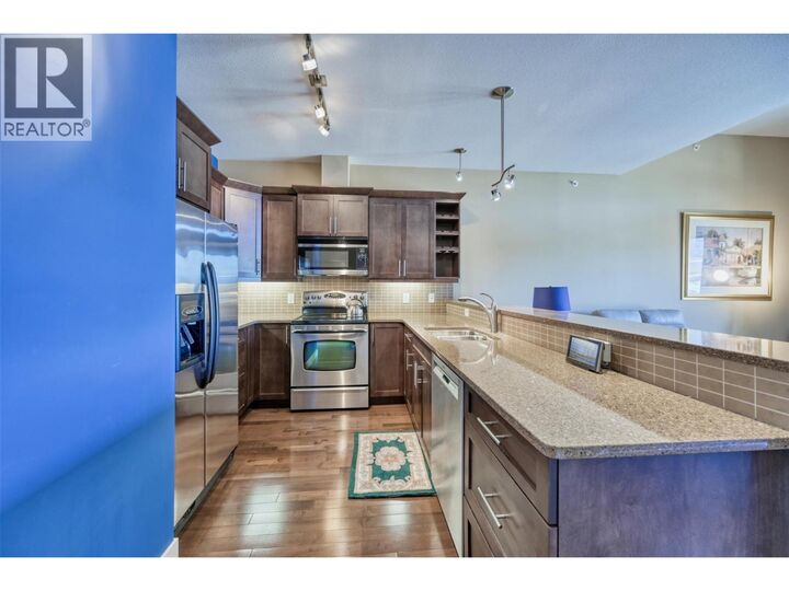 Property Photo: 5803 Lakeshore Drive 10 BC V0H 1V6