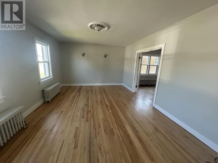 Property Photo: 288 Patrick St ON P6C 3Y8