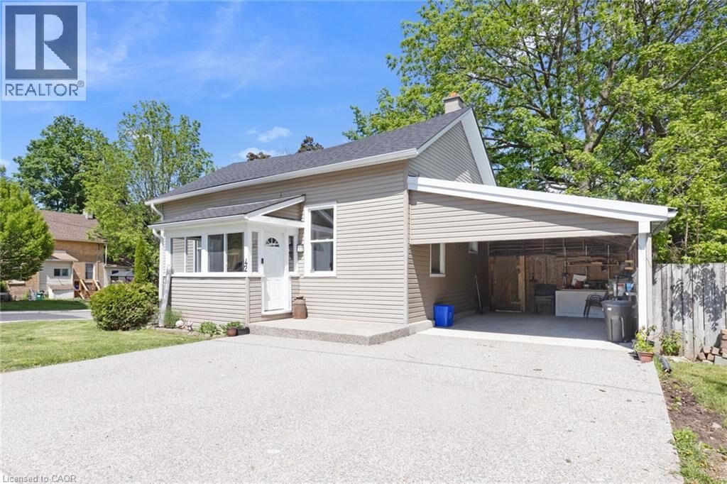 Property Photo: 42 Beale Street ON N4S 6W9