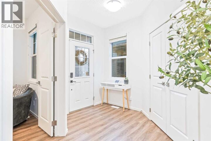 Property Photo:  15 Tuscany Ridge Manor Northwest  AB T3L 0E4 