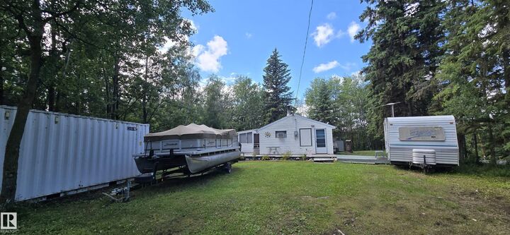 Property Photo:  406 60331 RR 124  AB T0A 3C0 