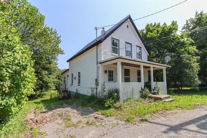 Property Photo:  96 Main Street  NB E5R 1B3 