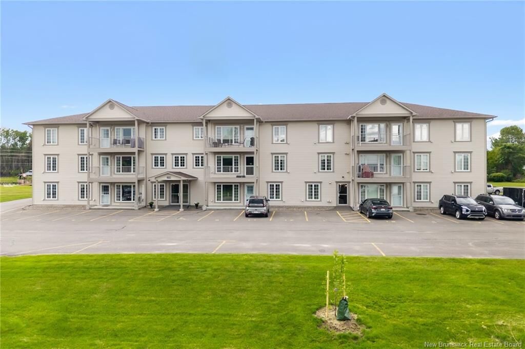 Property Photo: 195 Reynolds Street 318 NB E3A 0S5