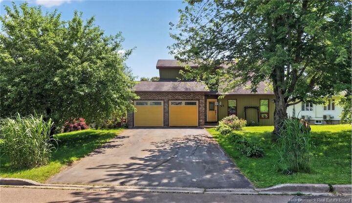 96 Teakwood Way — photo 1