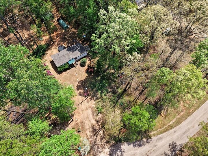Property Photo:  90 Birch Court  GA 30549 