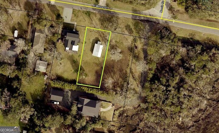 Property Photo:  208 E Weed Street  GA 31558 