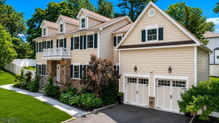 Property Photo: 1233 Poplar Ave NJ 07092