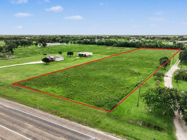 Property Photo: 04 Hwy 61 TX 77514