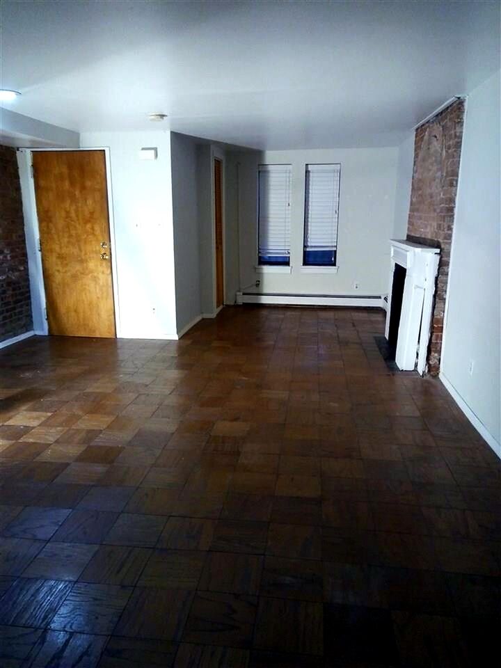 Property Photo: 220 Garden St 1 (Grdn) NJ 07030