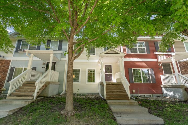 Property Photo: 263 SE Booth Avenue IA 50263