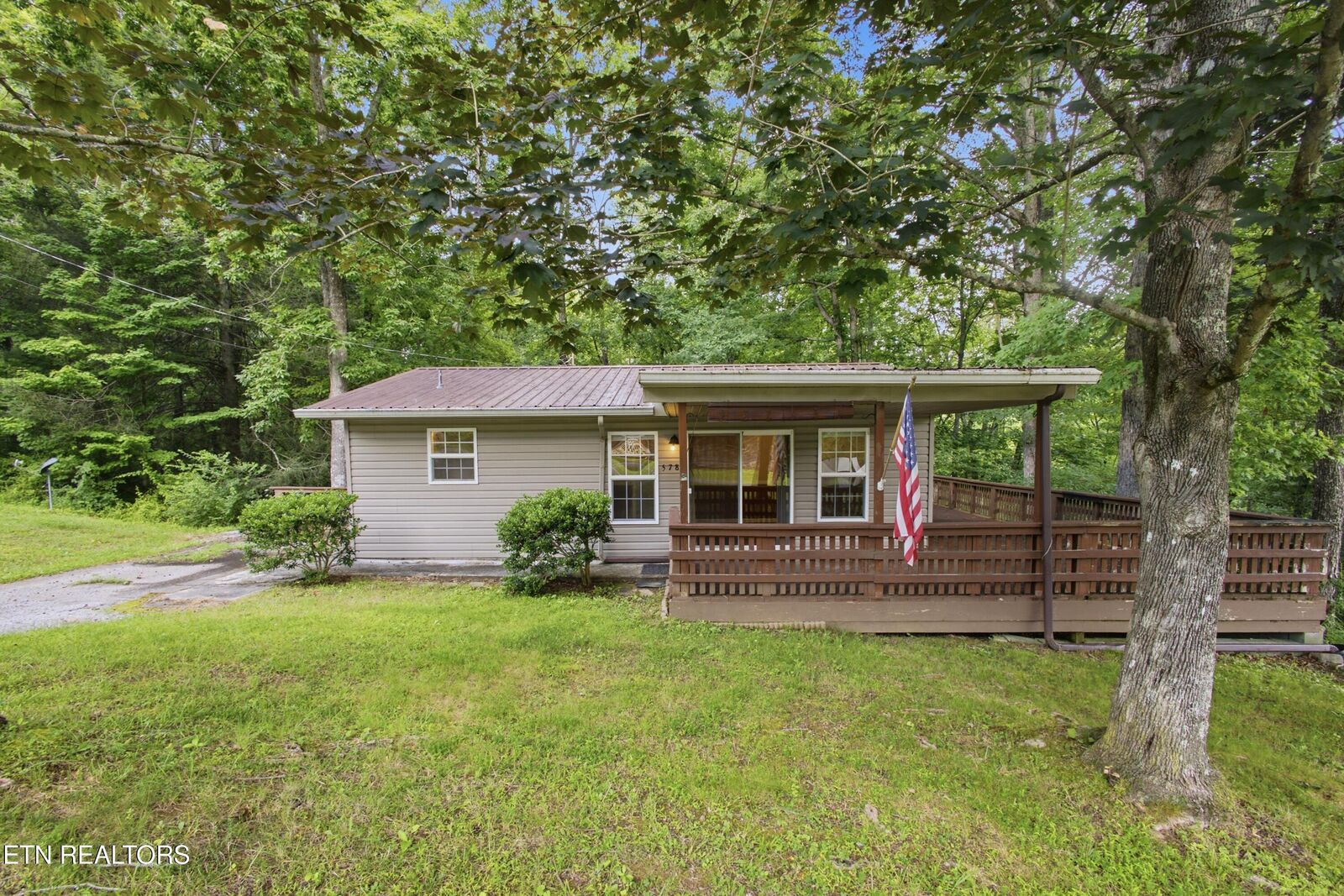 Property Photo:  578 Retreat Drive  TN 38572 