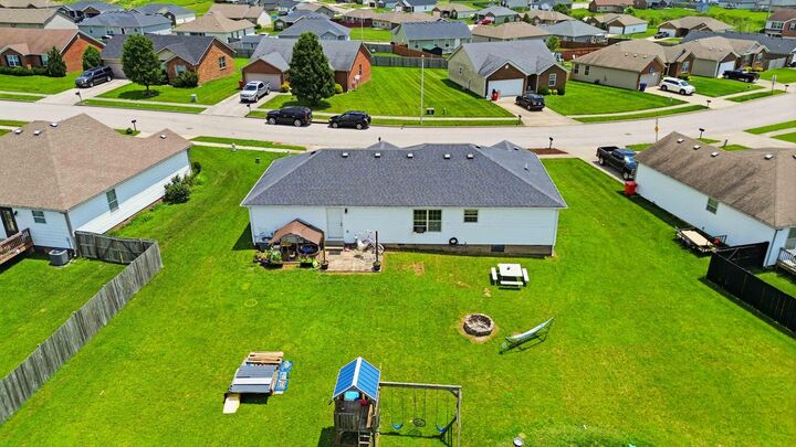 Property Photo:  552 Southfork Drive  KY 40403 