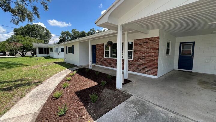 Property Photo:  2760 Sunset Drive NW  FL 33881 