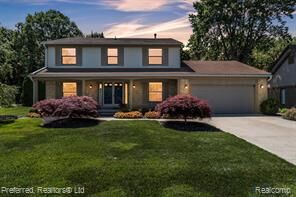 Property Photo:  20155 Wayne Road  MI 48152 1174 