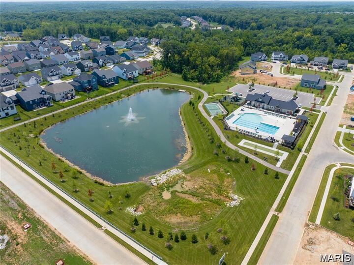 Property Photo:  122 Mora Boulevard 450-502  MO 63368 