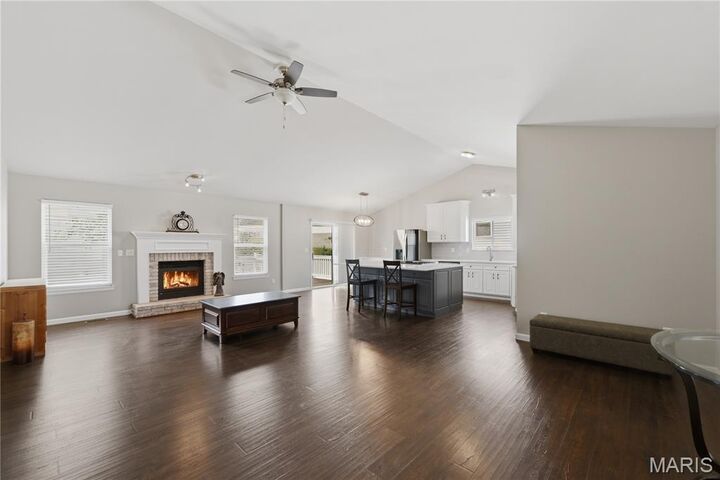 Property Photo:  6 Feise Forest Court  MO 63368 