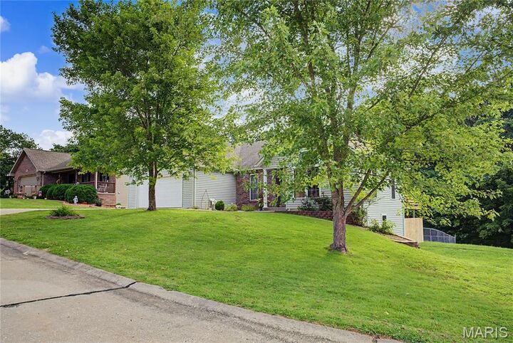 Property Photo:  1328 Oakwood Street  MO 63755 