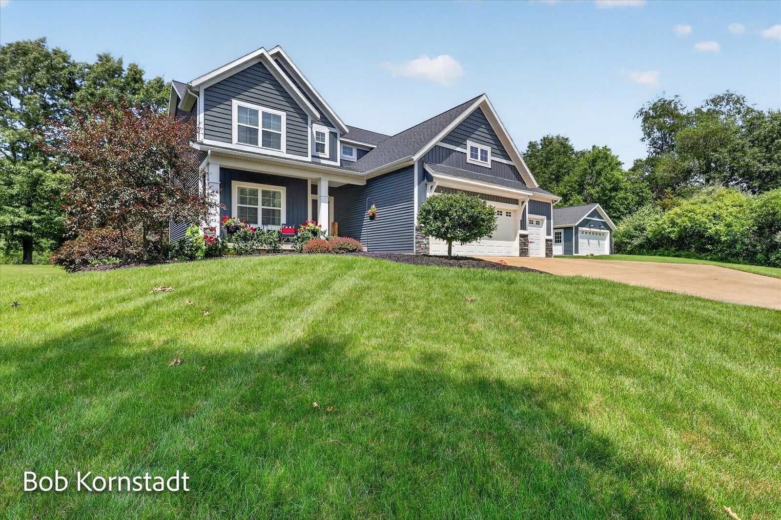 Property Photo: 8059 Buttrick Ridge Trail SE MI 49302