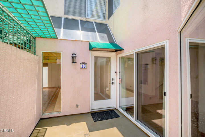 Property Photo: 400 Monterey Road 16 CA 91206