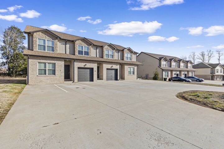 Property Photo:  279 Smithson Ln  TN 37040 