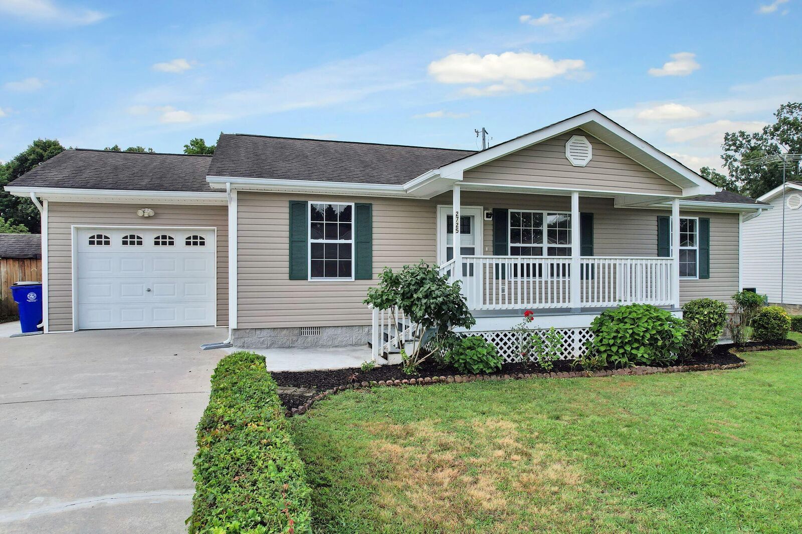 Property Photo:  2725 Apple Orchard Drive NW  TN 37312 