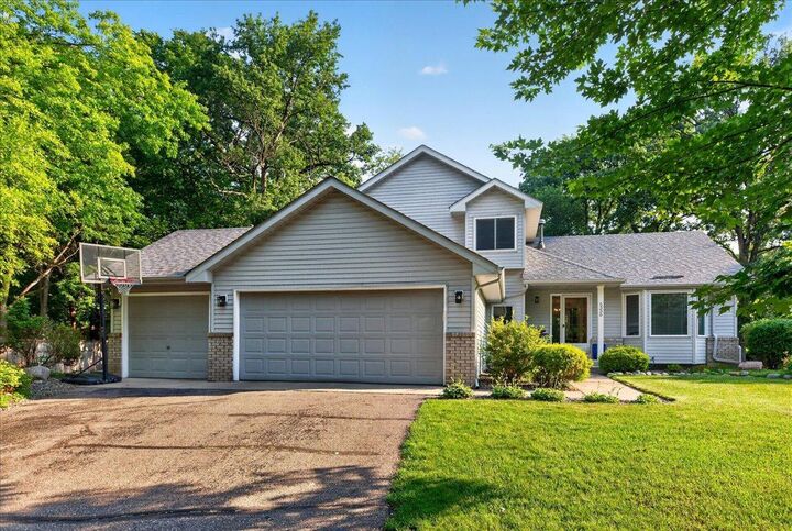 Property Photo: 5336 Oxbow Place MN 55316