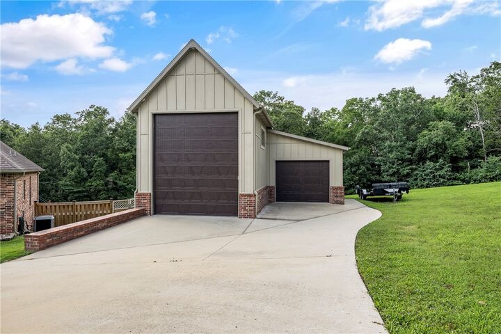 Property Photo: 5 Bere Circle AR 72714