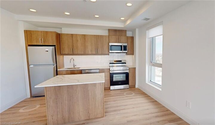 Property Photo: 1333 Weber Street E 1003 ON N2A 1C2