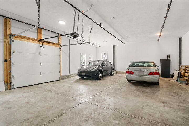 Property Photo: 1088 Saratoga St 4 MA 02128