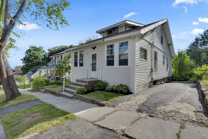 Property Photo: 23 Wyola Dr MA 01603
