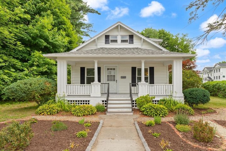 Property Photo:  484 Groveland St  MA 01830 