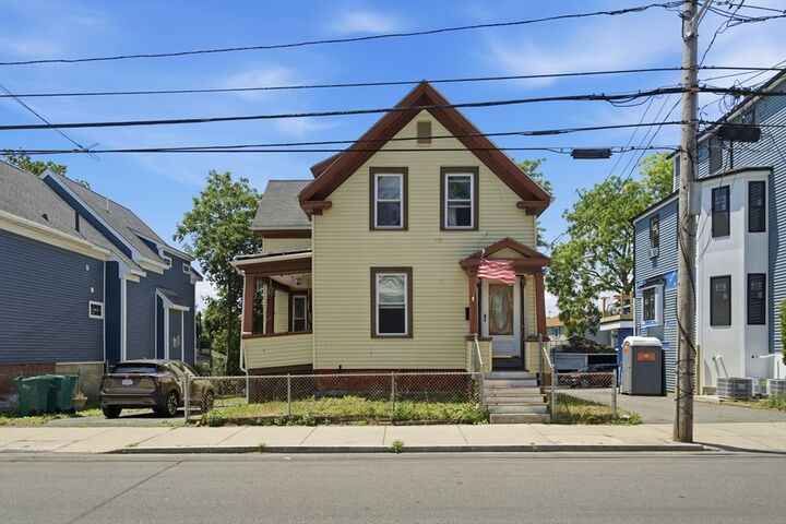Property Photo:  284 Chatham St  MA 01902 
