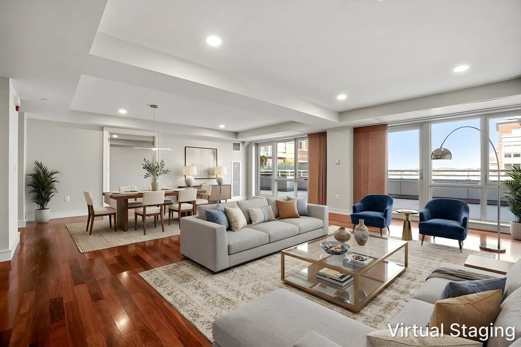 Property Photo:  2 Battery Wharf 2304  MA 02109 