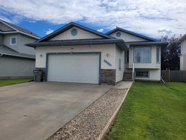 Property Photo: 9217 129 Avenue AB T8X 1R5