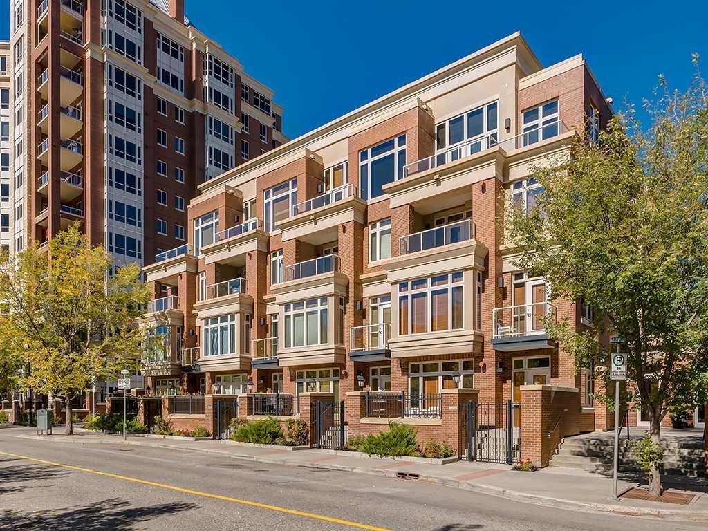 Property Photo: 660 Eau Claire Avenue SW 103 AB T2P 5K3