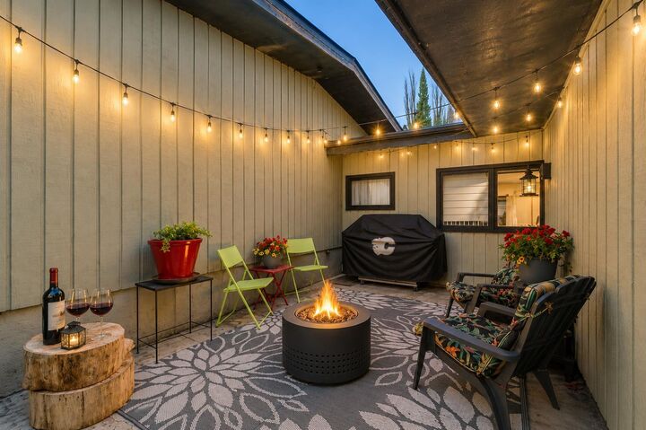 Property Photo: 724 Willacy Drive SE AB T2J 2B1