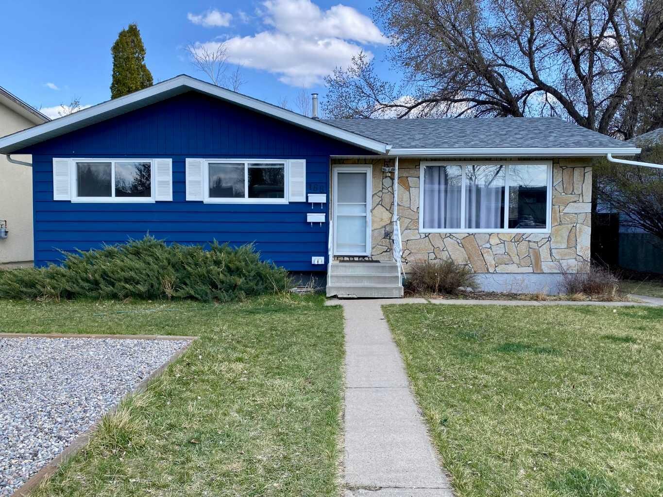 Property Photo: 188 Lafayette Boulevard W AB T1K 3Z3