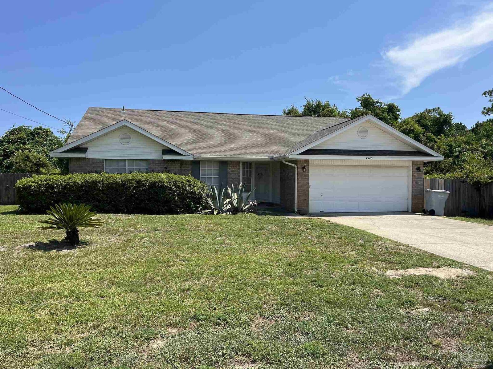 Property Photo:  1545 Kitty Hawk Dr  FL 32563 