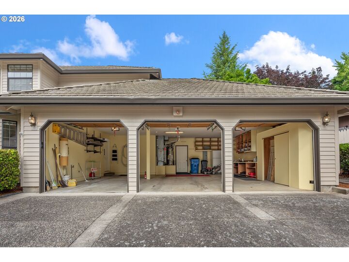 Property Photo:  2216 SE 130th Ave  WA 98683 