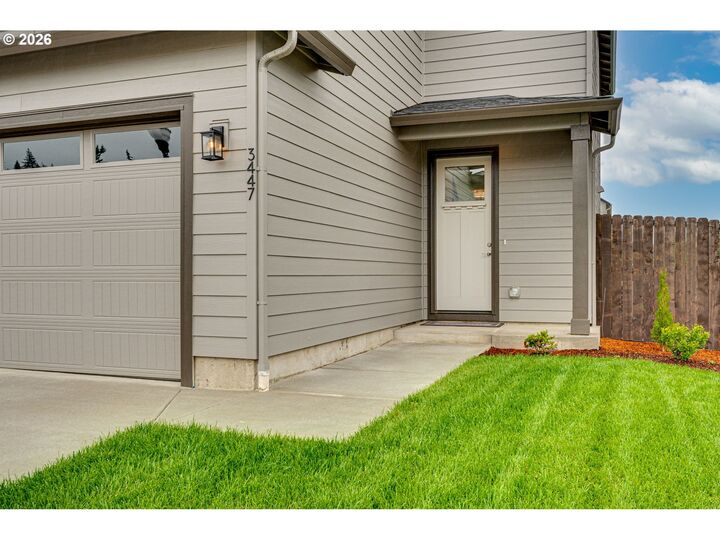 Property Photo:  3447 SE 8th Ave  WA 98604 