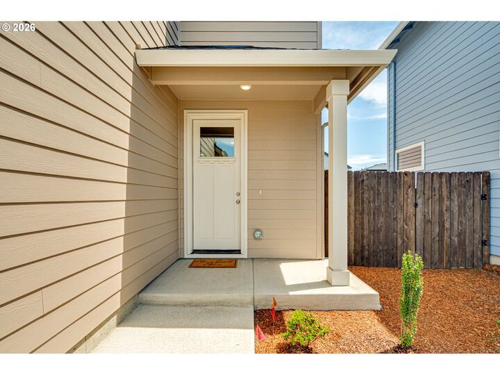 Property Photo: 3431 SE 8th Ave WA 98604