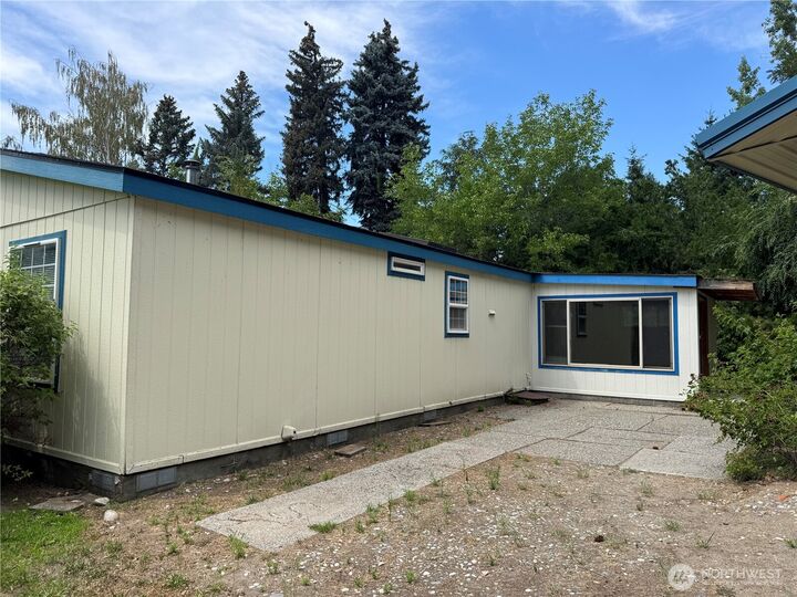 Property Photo: 2315 NW Alan Avenue WA 98802