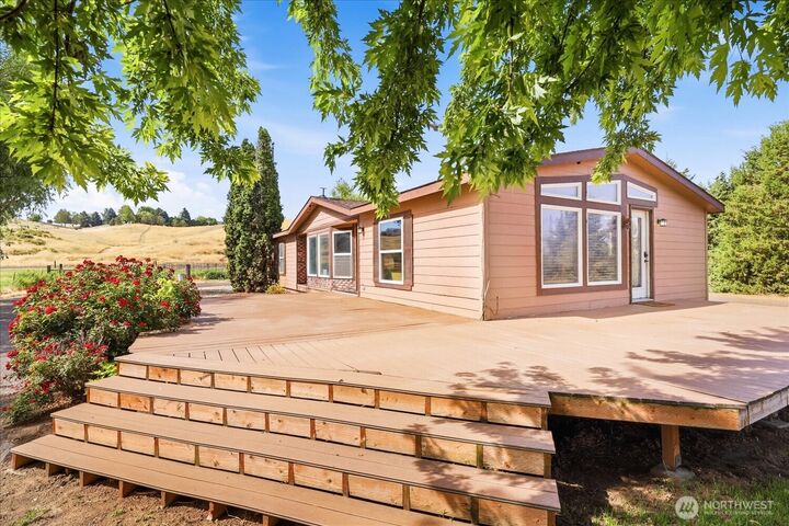 Property Photo: 77 Lariat Lane WA 99362