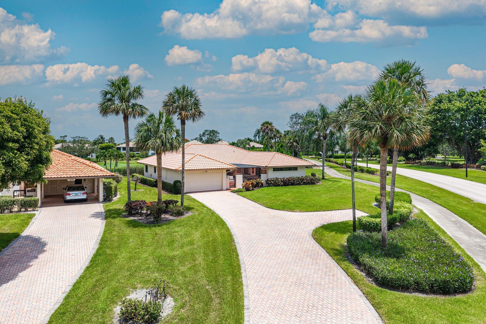 Property Photo:  10433 Coralberry Way  FL 33436 