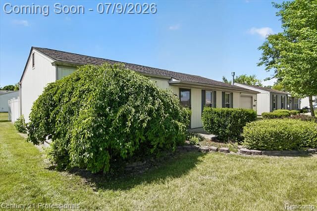 Property Photo:  648 Newport Road  MI 48117 