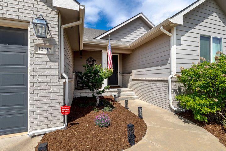 Property Photo:  12717 E 27th Ct N  KS 67226 