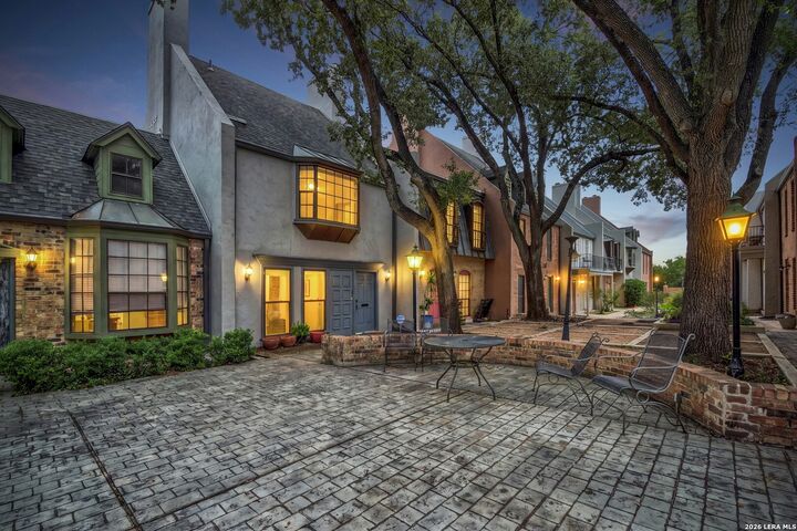 Property Photo:  1194 Garraty Rd 2  TX 78209 