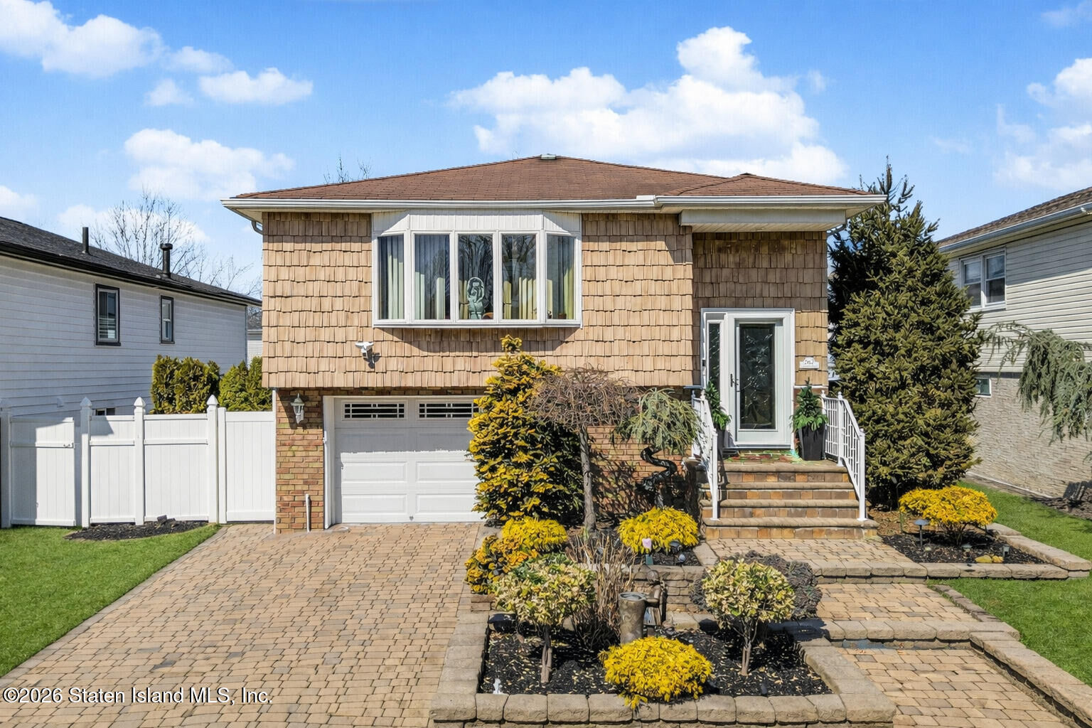 Property Photo: 767 Lamont Avenue NY 10312