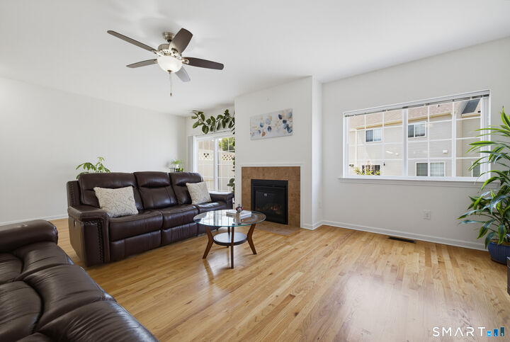 Property Photo:  179 Pepin Place 179  CT 06074 