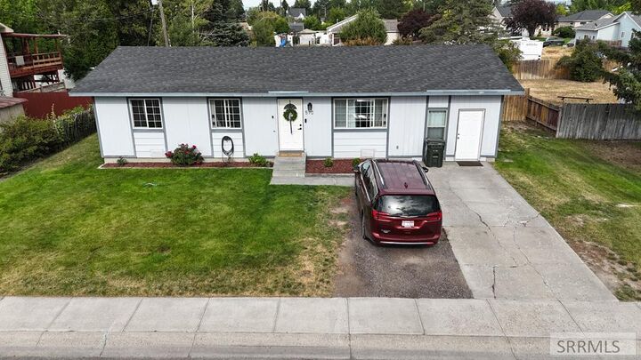 Property Photo: 570 Lilac Street ID 83221